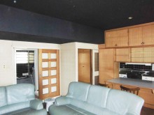 光が入りにくいリビングを明るくイメージチェンジ